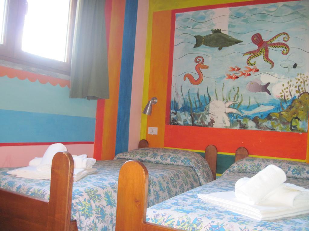 Libera Universita Di Alcatraz Guest House Morleschio Стая снимка