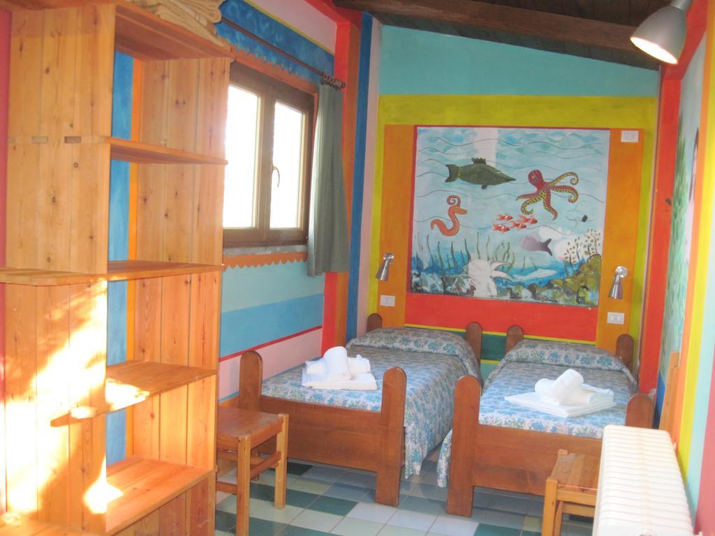 Libera Universita Di Alcatraz Guest House Morleschio Стая снимка