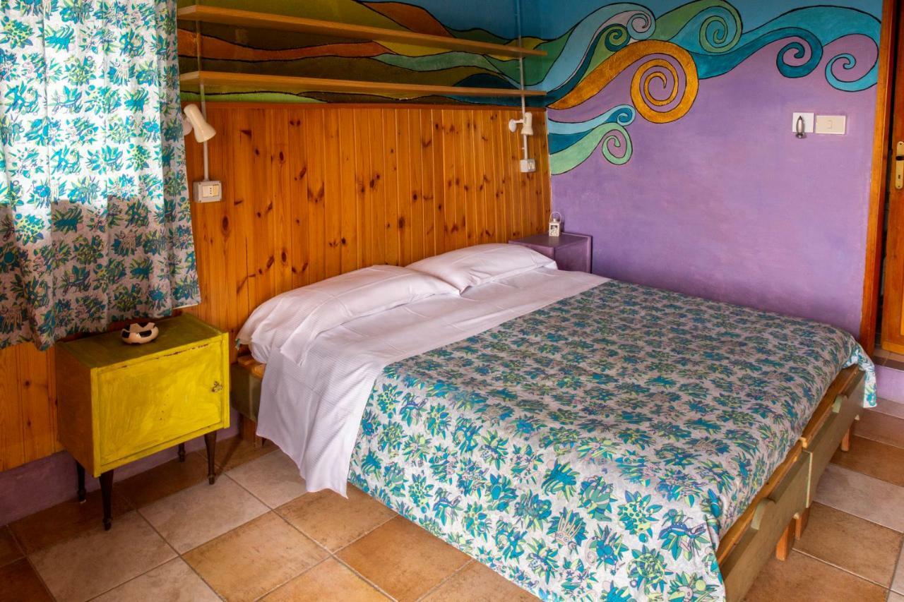Libera Universita Di Alcatraz Guest House Morleschio Екстериор снимка